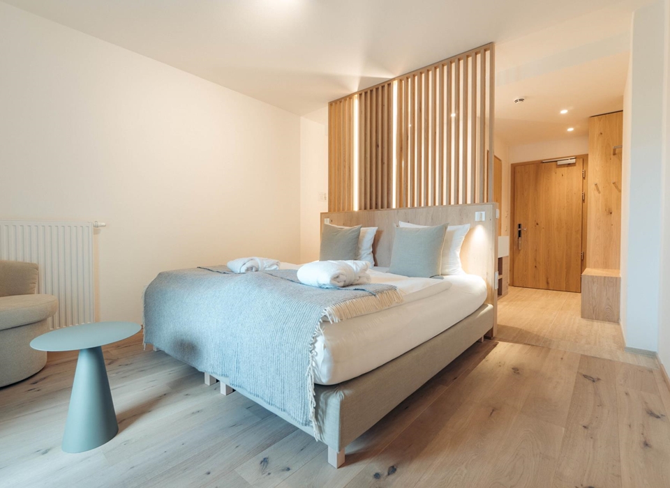 double-room-deluxe-01