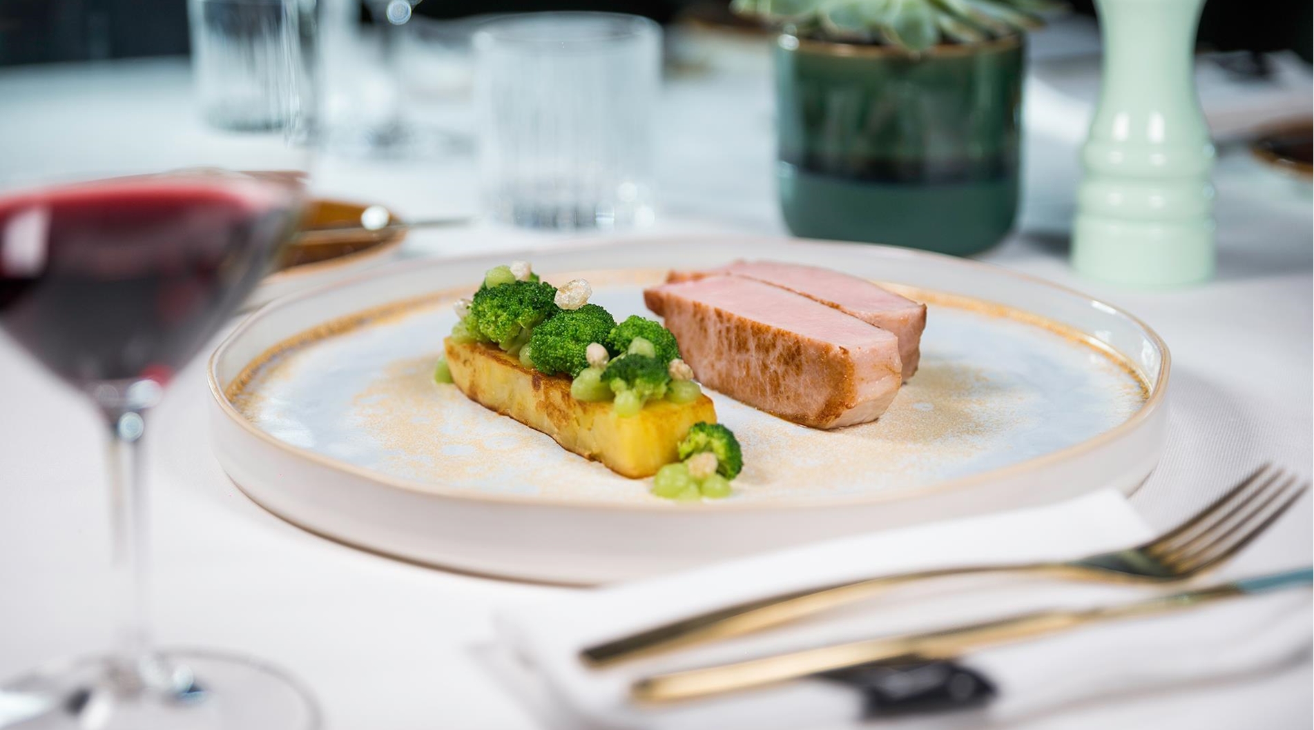 anett-restaurant-essen-tisch